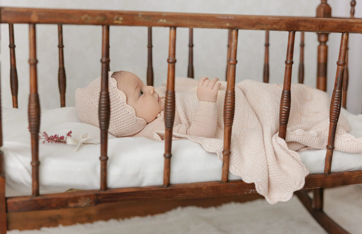 Scalloped Melange Bebe Rose Blanket